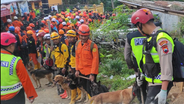 Longsor Banjarnegara: 500 Personel SAR Terjunkan Diri Cari 18 Korban Hilang
